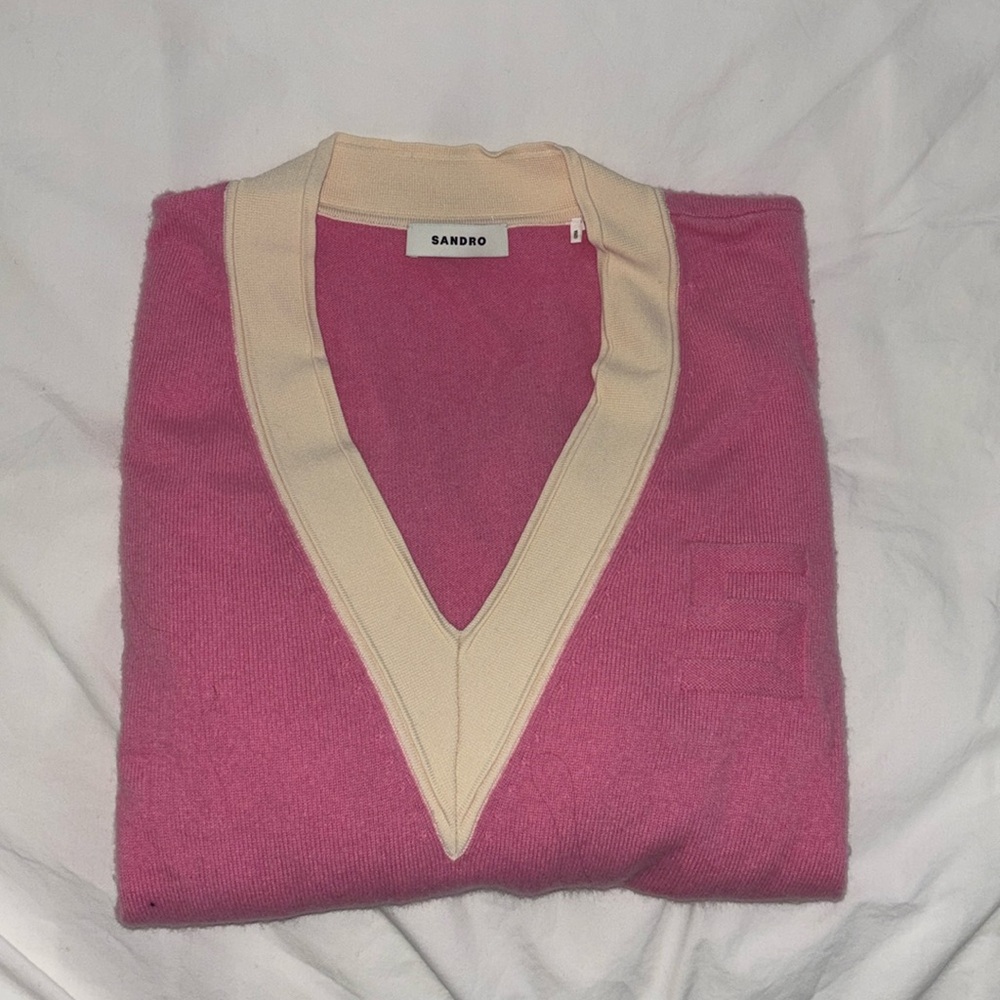 Light pick and cream neck Sandro sweater never worn